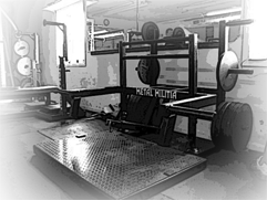 METAL MILITIA BELT SQUAT